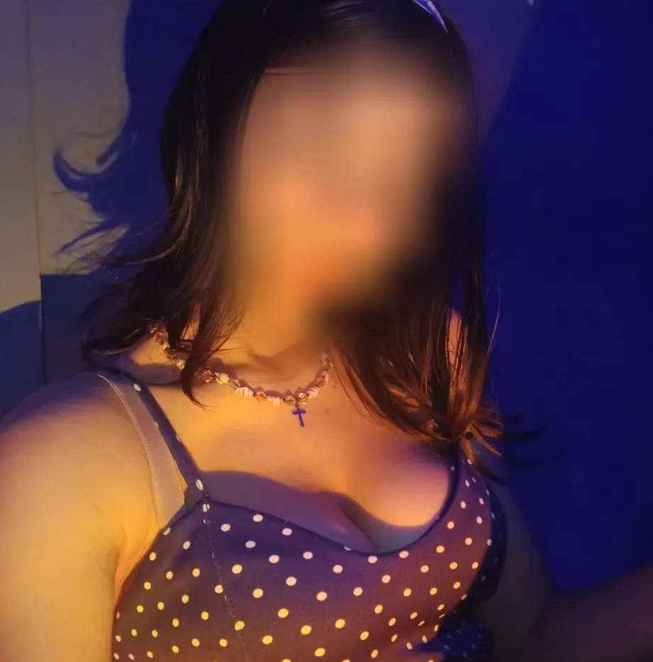 Cara, 20
