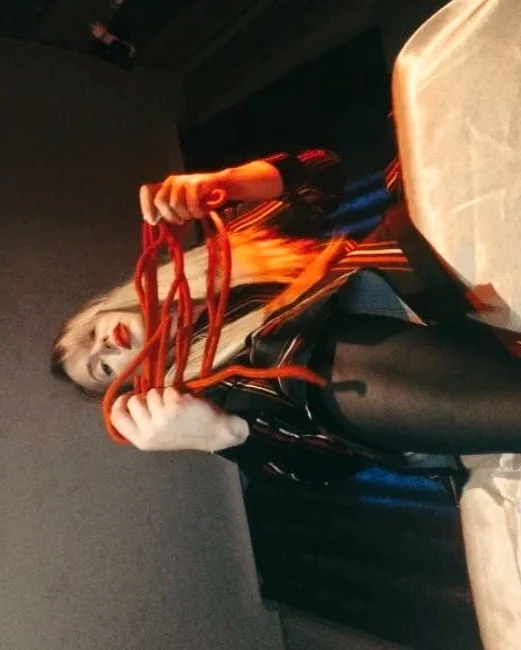 Fiona, 29