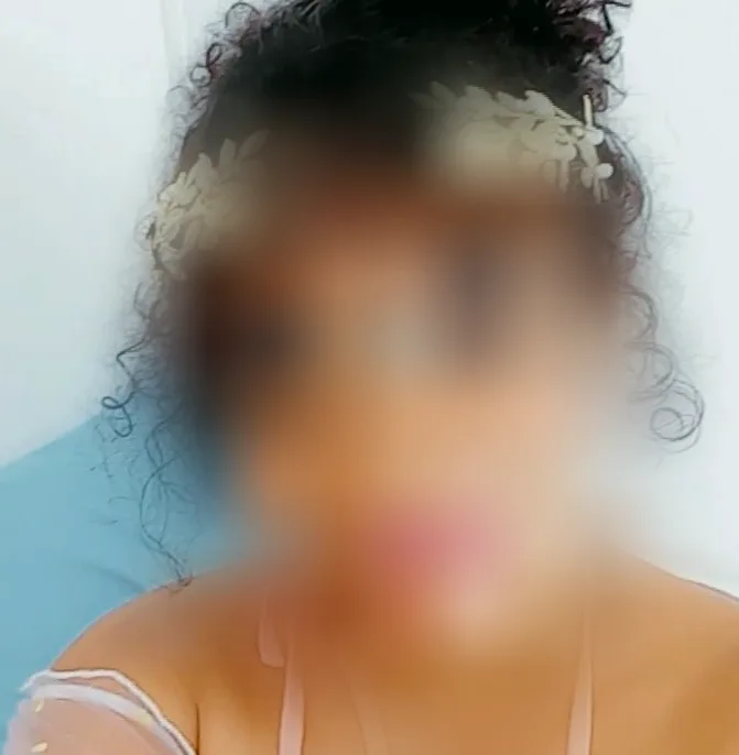 Mia, 39