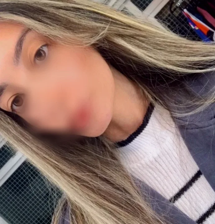 Selina, 20